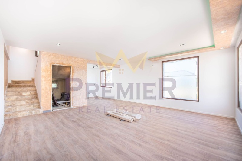 Продава КЪЩА в град Варна, м-т Перчемлията - 170 кв.м / 270 000 € » 528 074.10 лв., ИМОТИ ПРЕМИЕР