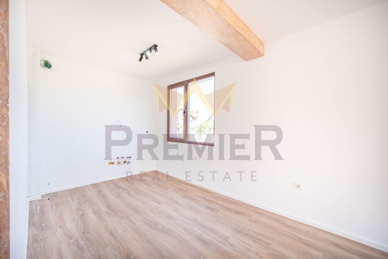 Na sprzedaż  Dom Warna , m-t Perczemlijata , 170 mkw | 81721555 - obraz [3]