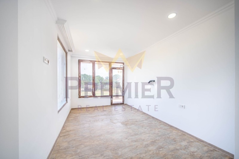 Na sprzedaż  Dom Warna , m-t Perczemlijata , 170 mkw | 81721555 - obraz [13]
