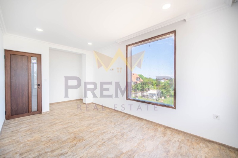 Na sprzedaż  Dom Warna , m-t Perczemlijata , 170 mkw | 81721555 - obraz [12]