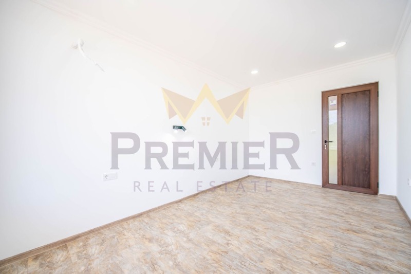 Na sprzedaż  Dom Warna , m-t Perczemlijata , 170 mkw | 81721555 - obraz [14]
