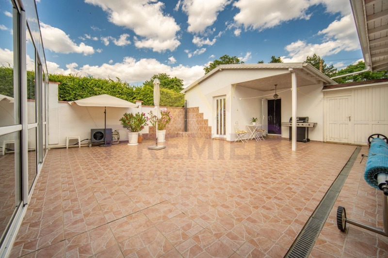 Продава  Къща област Добрич , с. Соколово , 150 кв.м | 81138576 - изображение [14]