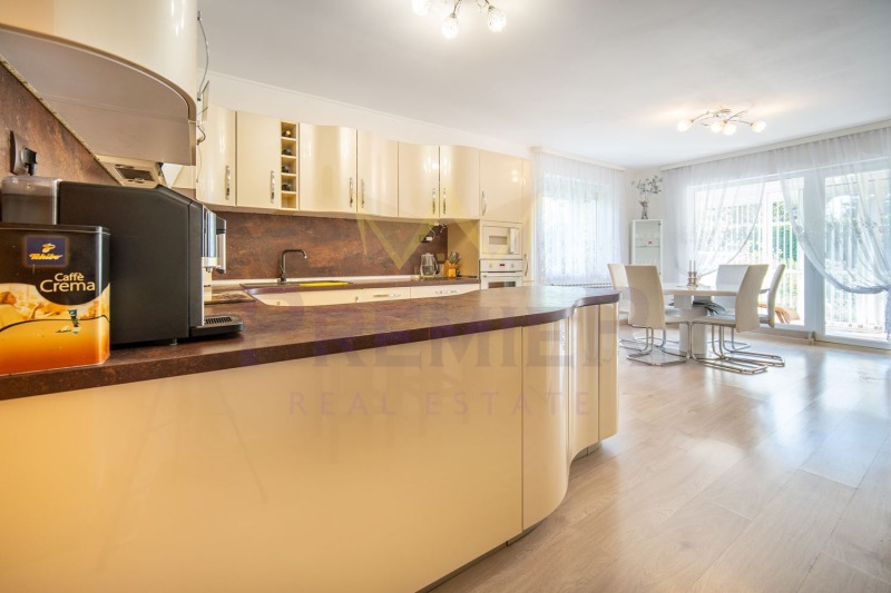 Продава  Къща област Добрич , с. Соколово , 150 кв.м | 81138576 - изображение [6]