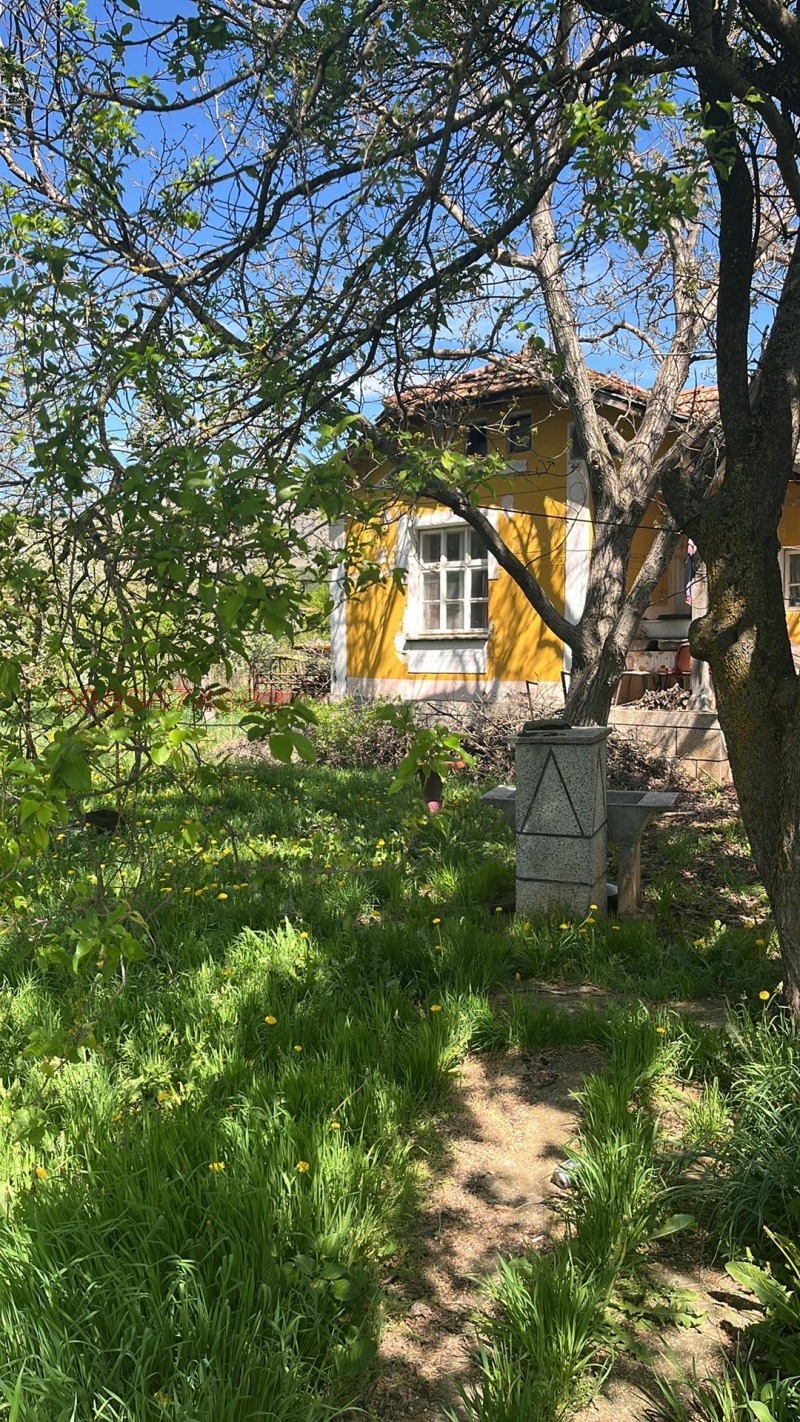 Продава ПАРЦЕЛ, с. Големо Малово, област София област