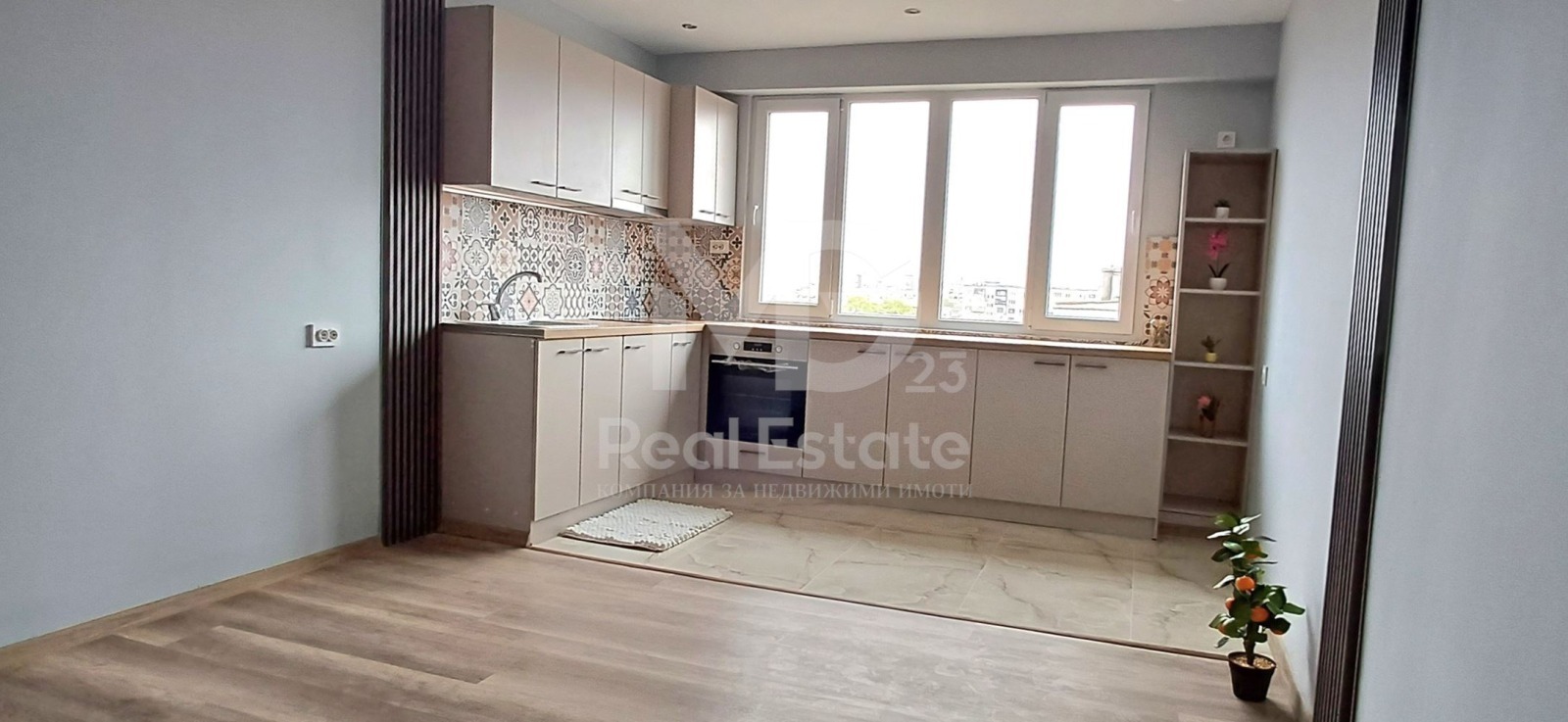 Продава 3-СТАЕН, гр. Пловдив, Кючук Париж