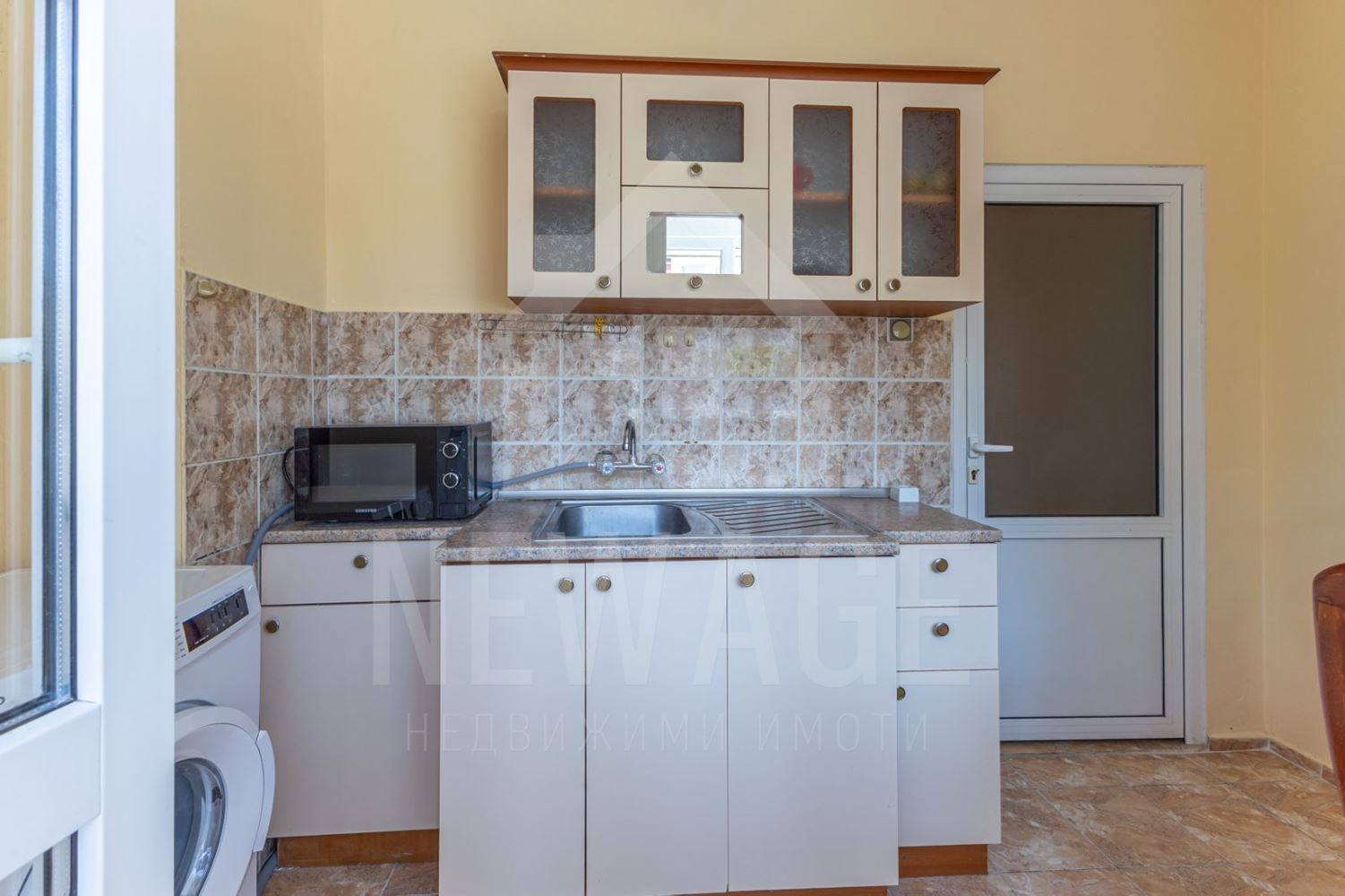 Продава 3-СТАЕН, гр. Варна, Базар Левски, снимка 3 - Апартаменти - 55059830