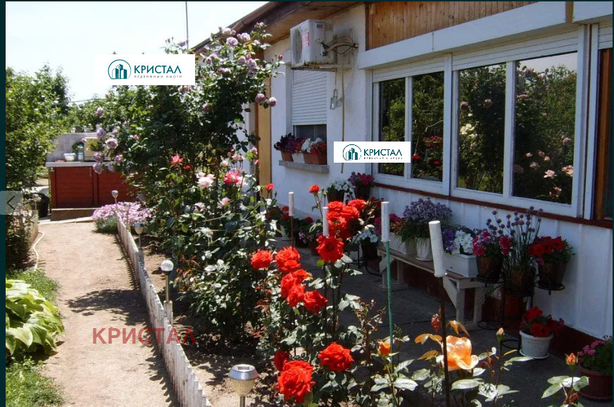 Продава КЪЩА, с. Черноземен, област Пловдив