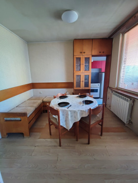 2 Schlafzimmer Zona B-5, Sofia 12