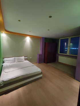 2 Schlafzimmer Zona B-5, Sofia 7