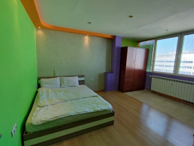 2 Schlafzimmer Zona B-5, Sofia 3