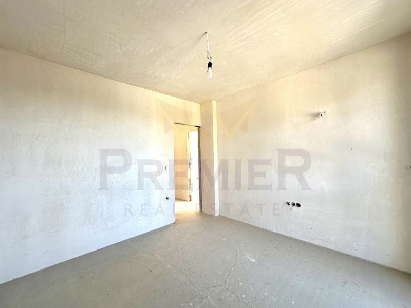 Till salu  2 sovrum Varna , Vazrajdane 3 , 68 kvm | 95397841 - bild [4]