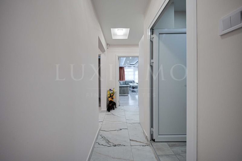 Продава 3-СТАЕН, гр. София, Света Троица, снимка 9 - Апартаменти - 52661113