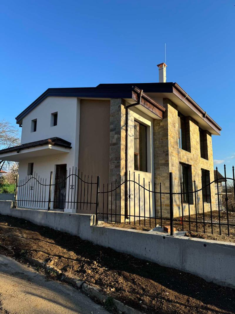 Продава КЪЩА, с. Борилово, област Стара Загора, снимка 4 - Къщи - 48218853