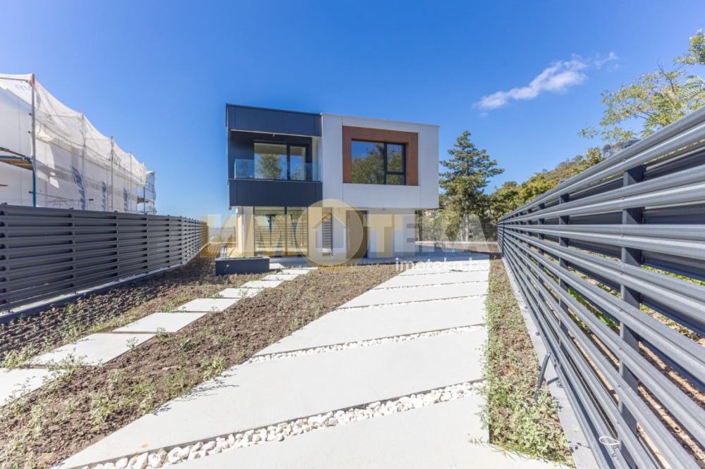 Продава КЪЩА, гр. Варна, м-т Пчелина, снимка 4 - Къщи - 56477687