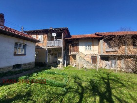 House Velchevo, region Lovech 2