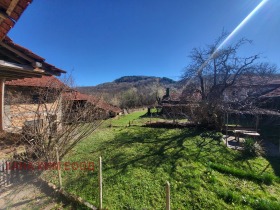 House Velchevo, region Lovech 5