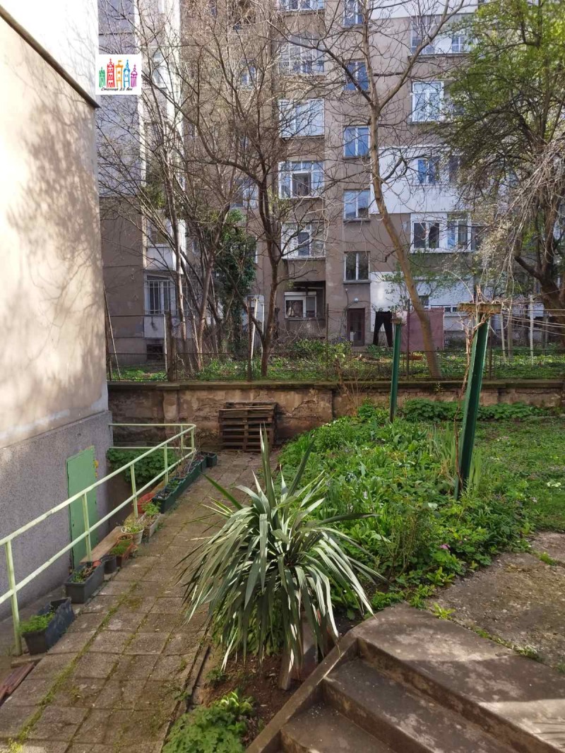 Продава  2-стаен, град София, Оборище •  210 000 EUR • ID 14746060 — holmes.bg - [1] 