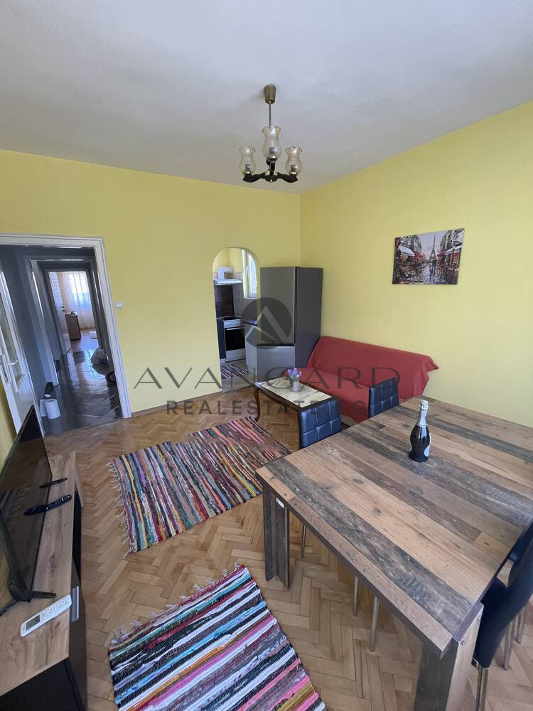 Продава 3-СТАЕН, гр. Пловдив, Център