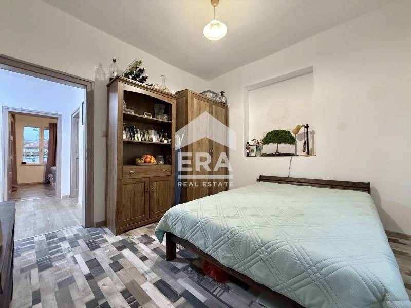 Продава КЪЩА, с. Веринско, област София област, снимка 5 - Къщи - 52774960