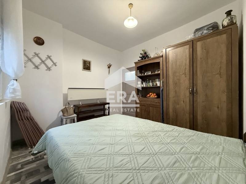 Продава КЪЩА, с. Веринско, област София област, снимка 6 - Къщи - 52774960