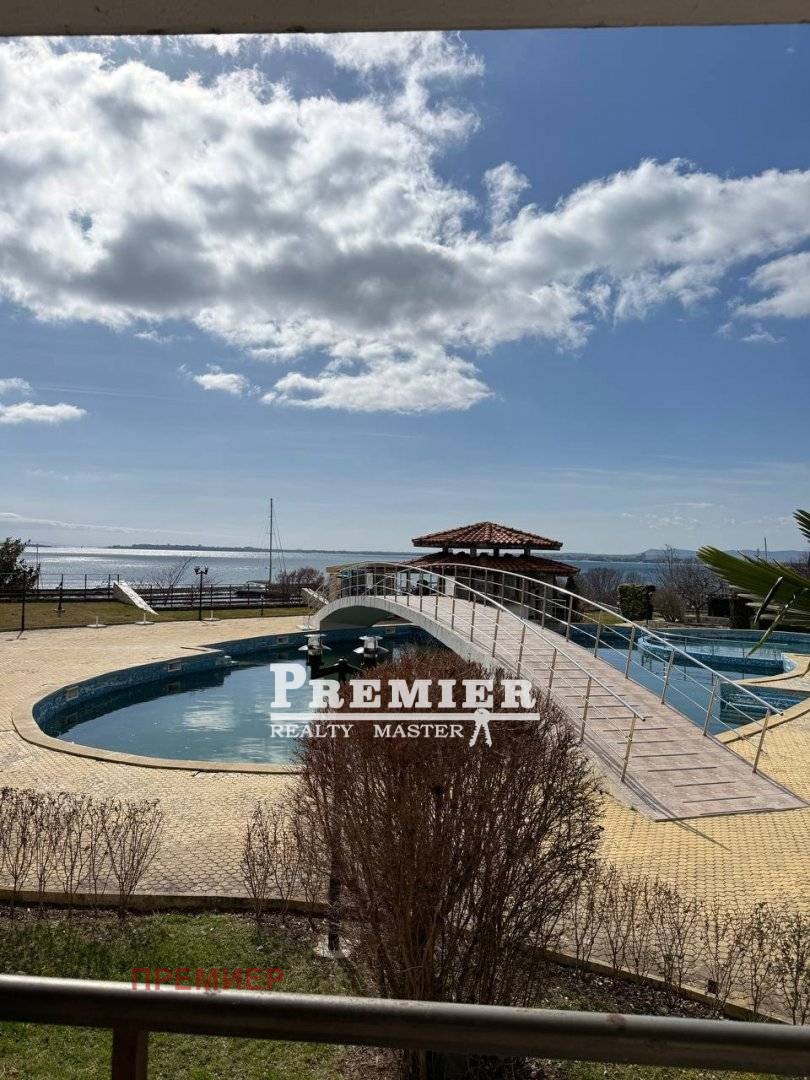 Продава 2-СТАЕН, гр. Свети Влас, област Бургас