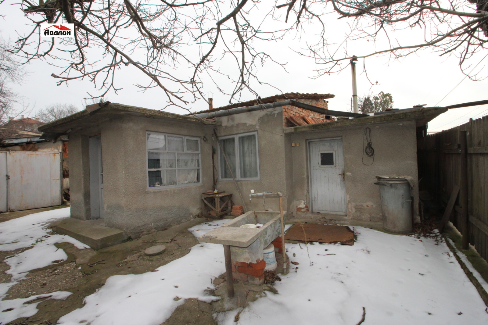 Продава КЪЩА, гр. Русе, Средна кула, снимка 2 - Къщи - 39646095