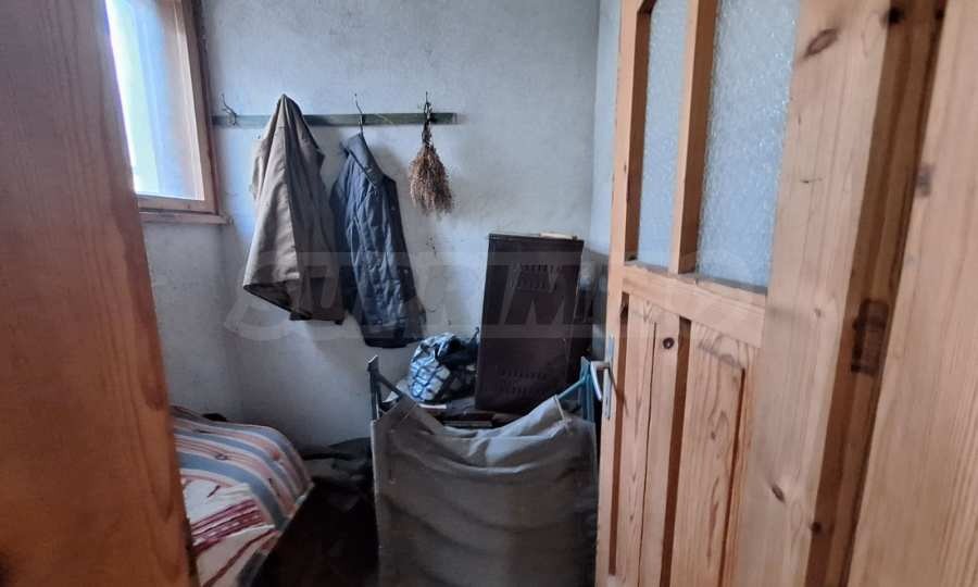 Продава КЪЩА, с. Елешница, област Благоевград, снимка 11 - Къщи - 55623675