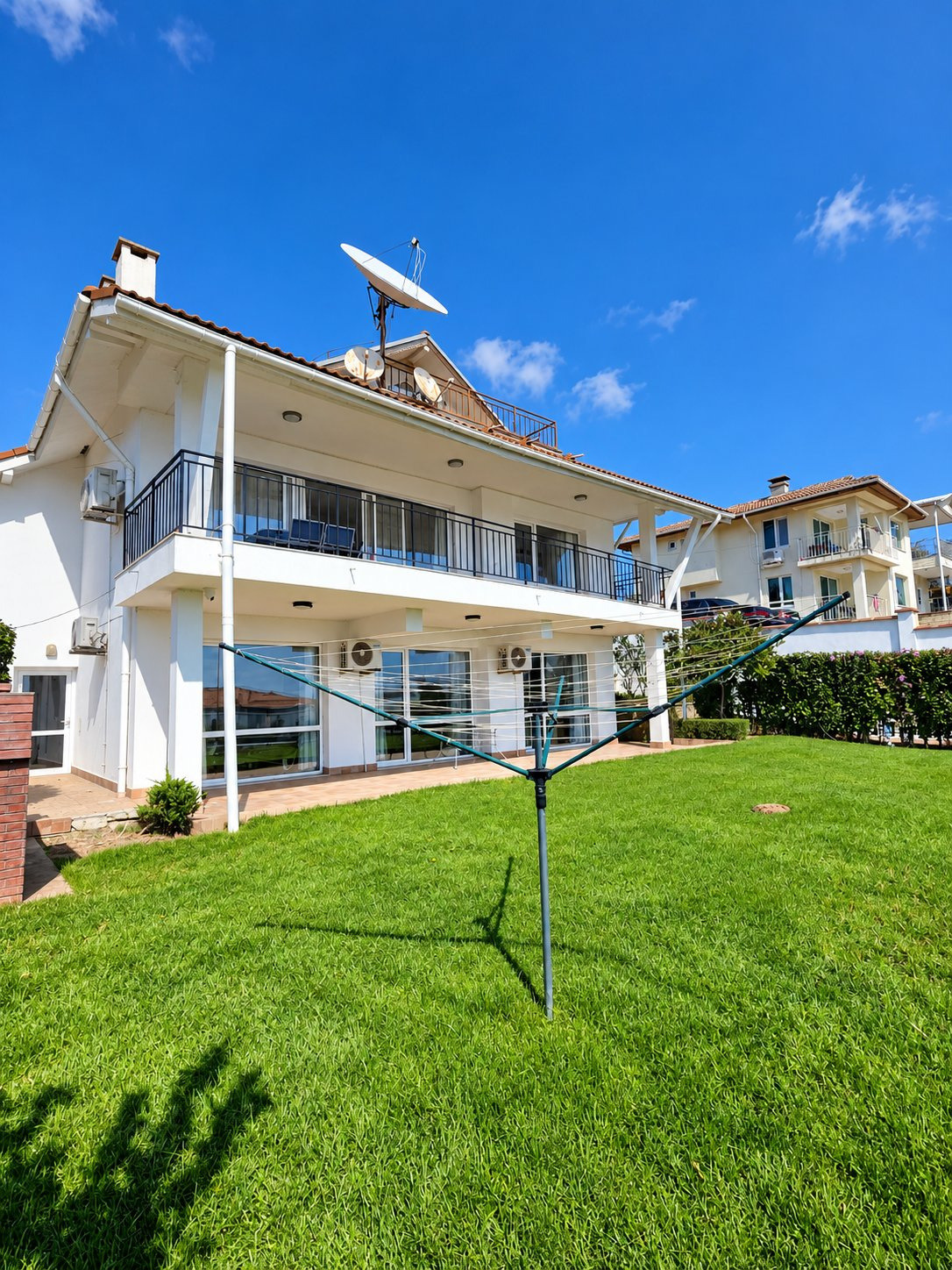Продава ВИЛА, гр. Варна, м-т Боровец - север, снимка 3 - Вили - 56371302