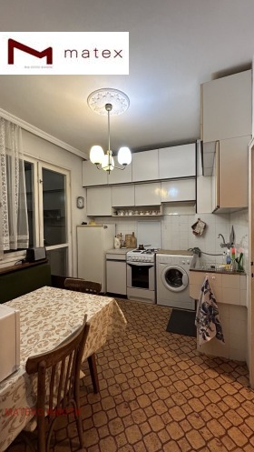 2 Schlafzimmer Tschajka, Warna 6