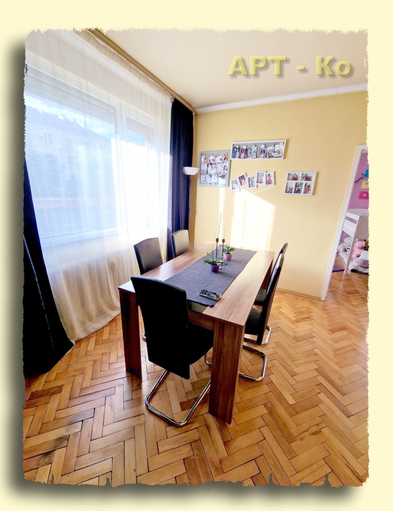 Na sprzedaż  2 sypialnie Pernik , Centar , 113 mkw | 89498183 - obraz [4]