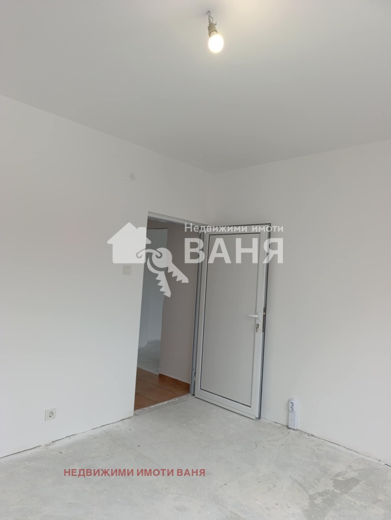 Продается  2 спальни область Пловдив , Карлово , 94 кв.м | 71582952 - изображение [7]