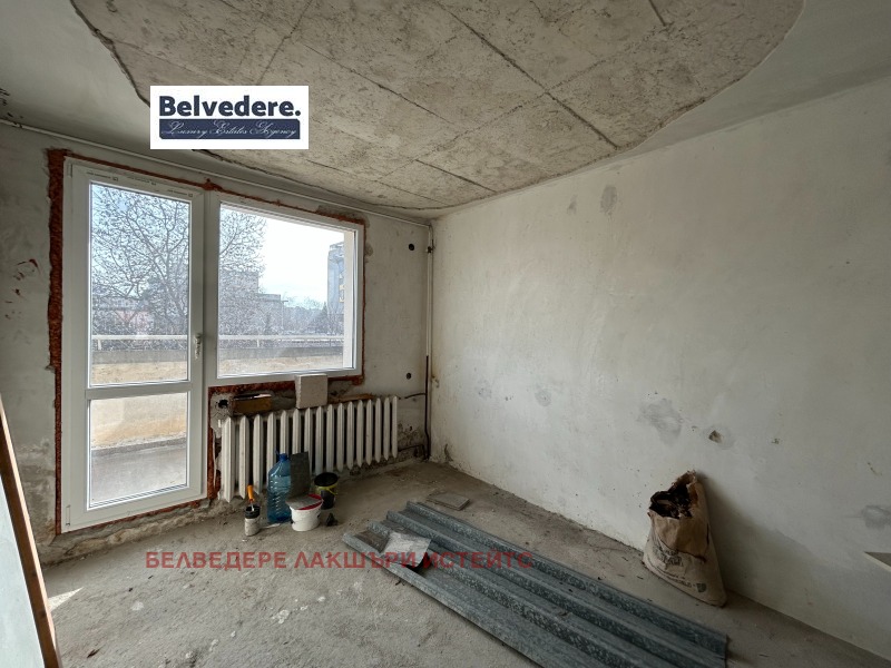 Продава 4-СТАЕН, гр. София, Иван Вазов, снимка 4 - Апартаменти - 53562712