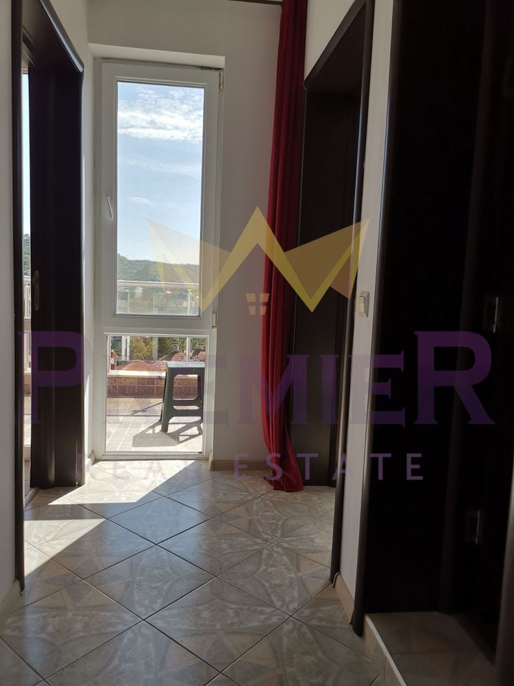 Te koop  Maisonnette regio Dobritsj , Baltsjik , 138 m² | 66622023 - afbeelding [10]