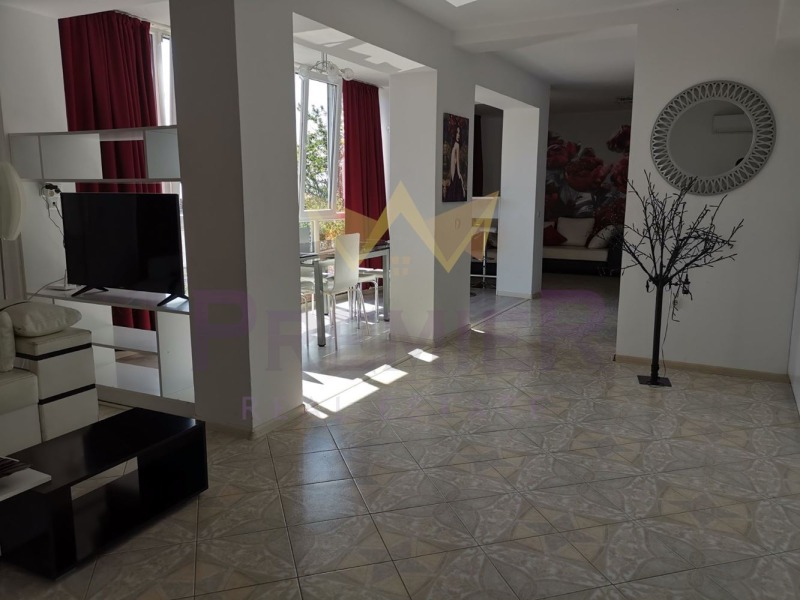 Te koop  Maisonnette regio Dobritsj , Baltsjik , 138 m² | 66622023 - afbeelding [3]