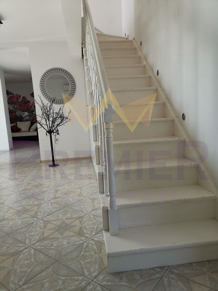 Te koop  Maisonnette regio Dobritsj , Baltsjik , 138 m² | 66622023 - afbeelding [9]
