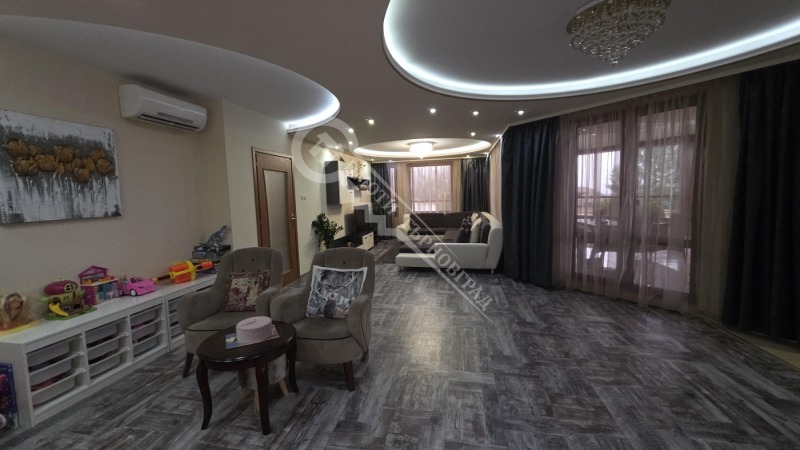 Продава КЪЩА, с. Ветринци, област Велико Търново, снимка 12 - Къщи - 53416116