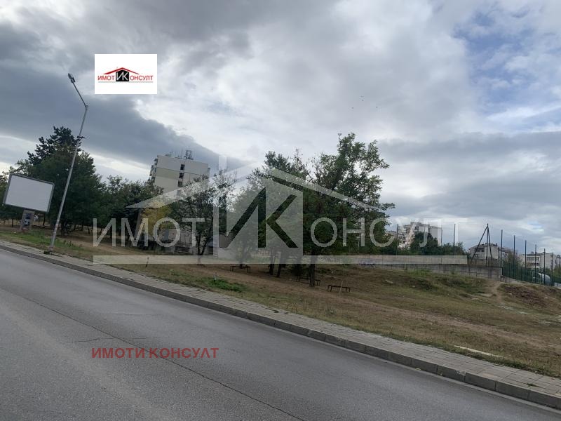 Eladó  Cselekmény Veliko Tarnovo , Buzludzsa , 3550 négyzetméter | 16483721