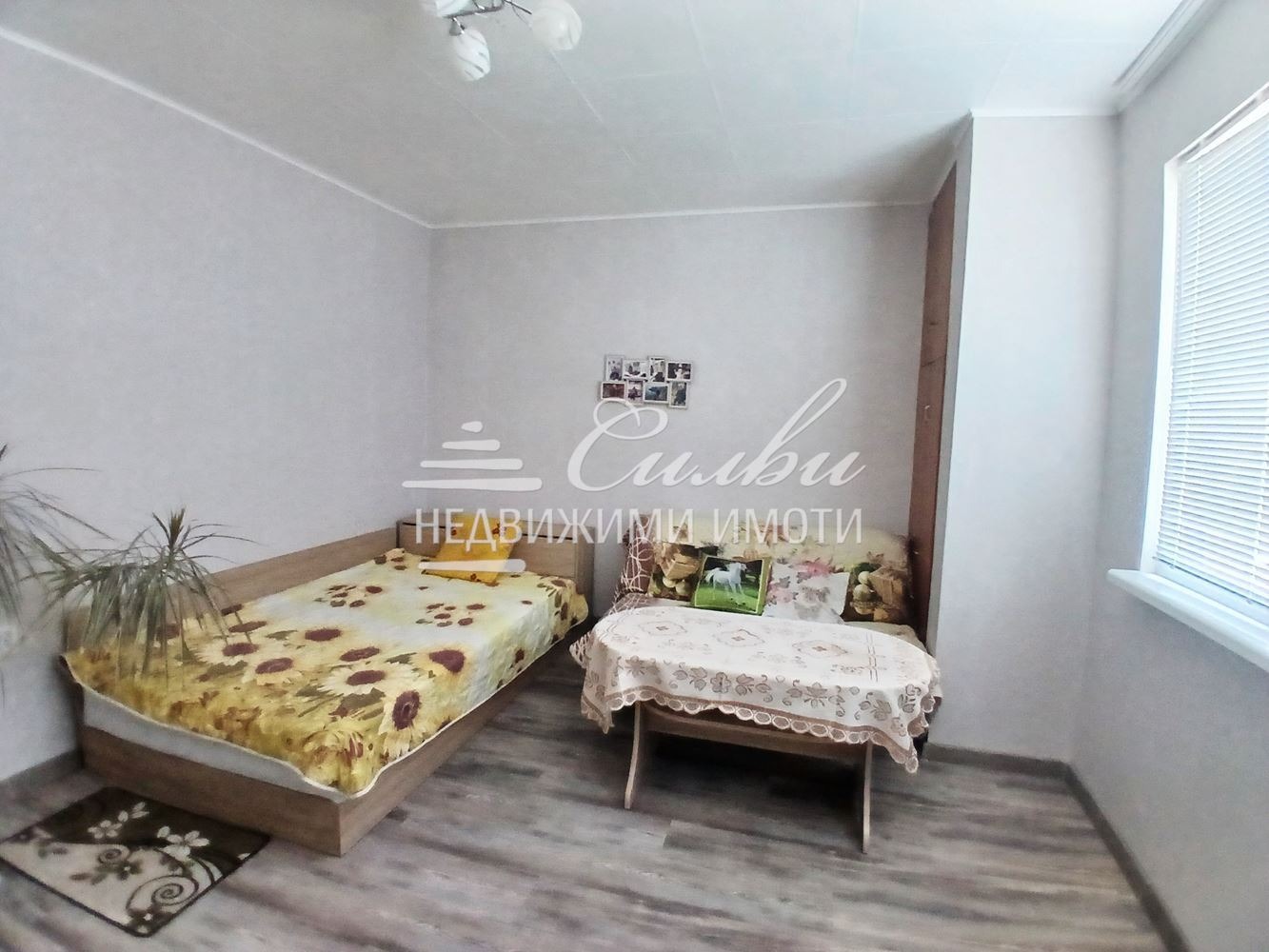 Продава МНОГОСТАЕН, гр. Шумен, Център, снимка 2 - Апартаменти - 52602204