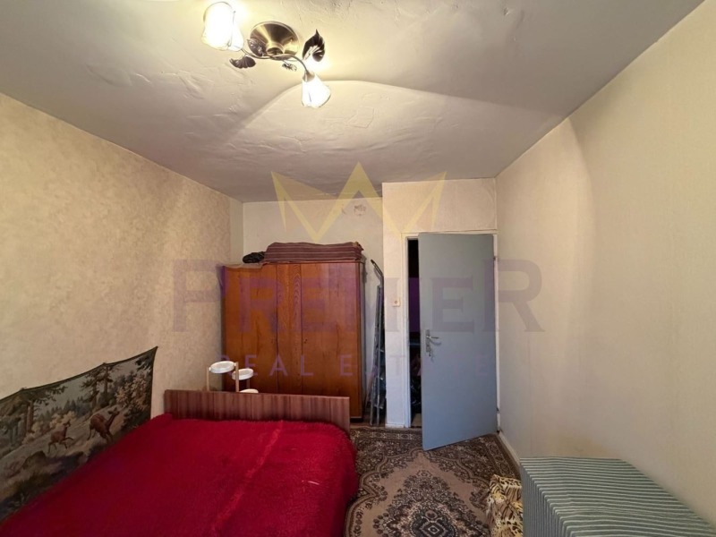 Продава 2-СТАЕН, гр. София, Надежда 1