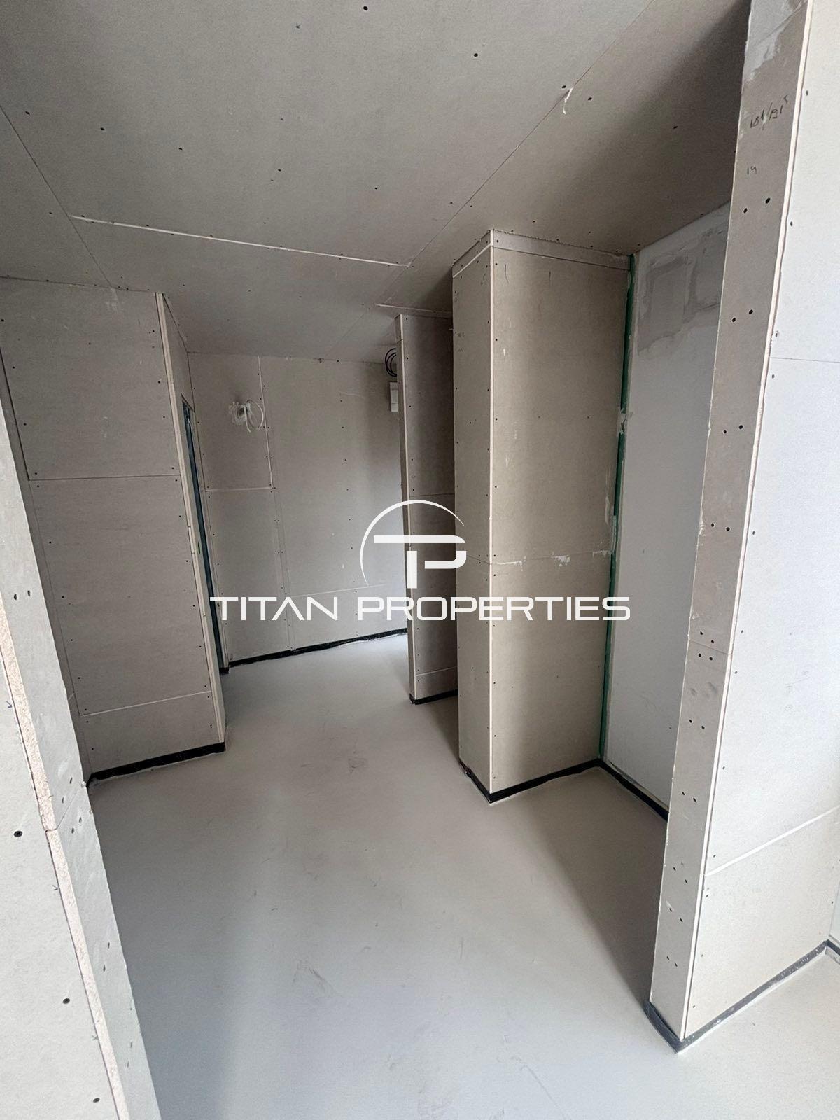 Продава 2-СТАЕН, гр. Бургас, Център, снимка 2 - Апартаменти - 54738359