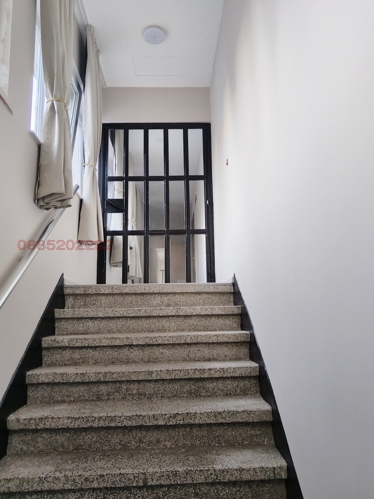 Продава 2-СТАЕН, гр. Ловеч, Център, снимка 2 - Апартаменти - 54997200