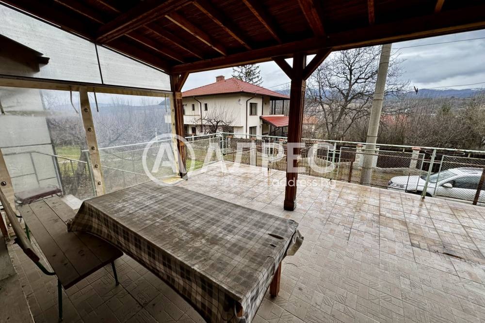 Продава КЪЩА, с. Студена, област Перник, снимка 4 - Къщи - 54204311