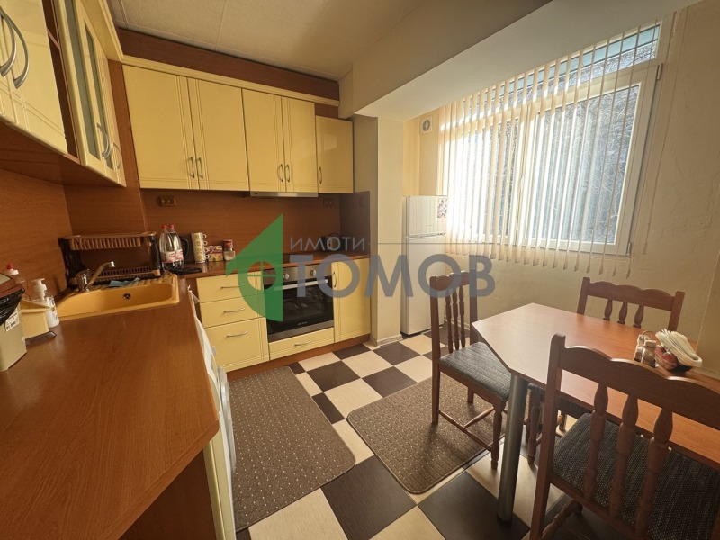 Продава 1-СТАЕН в град Шумен, Тракия - 41 кв.м / 80 000 € » 156 466.40 лв., ИМОТИ ТОМОВ