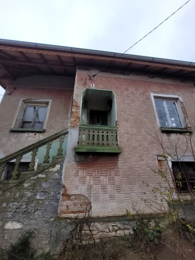 House Todorovo, region Pleven 3