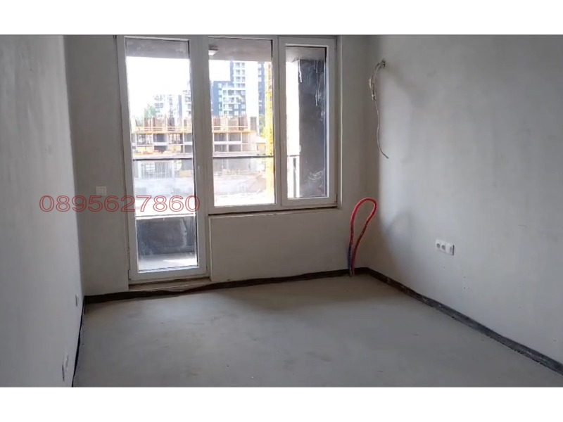 De vânzare  1 dormitor Sofia , Banișora , 71 mp | 43134722 - imagine [2]