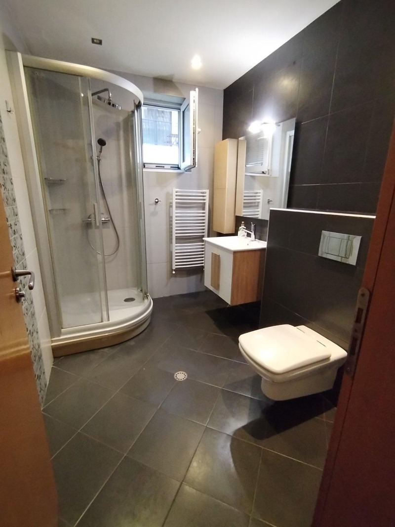 En venta  2 dormitorios Sofia , Manastirski livadi , 140 metros cuadrados | 47726172 - imagen [7]