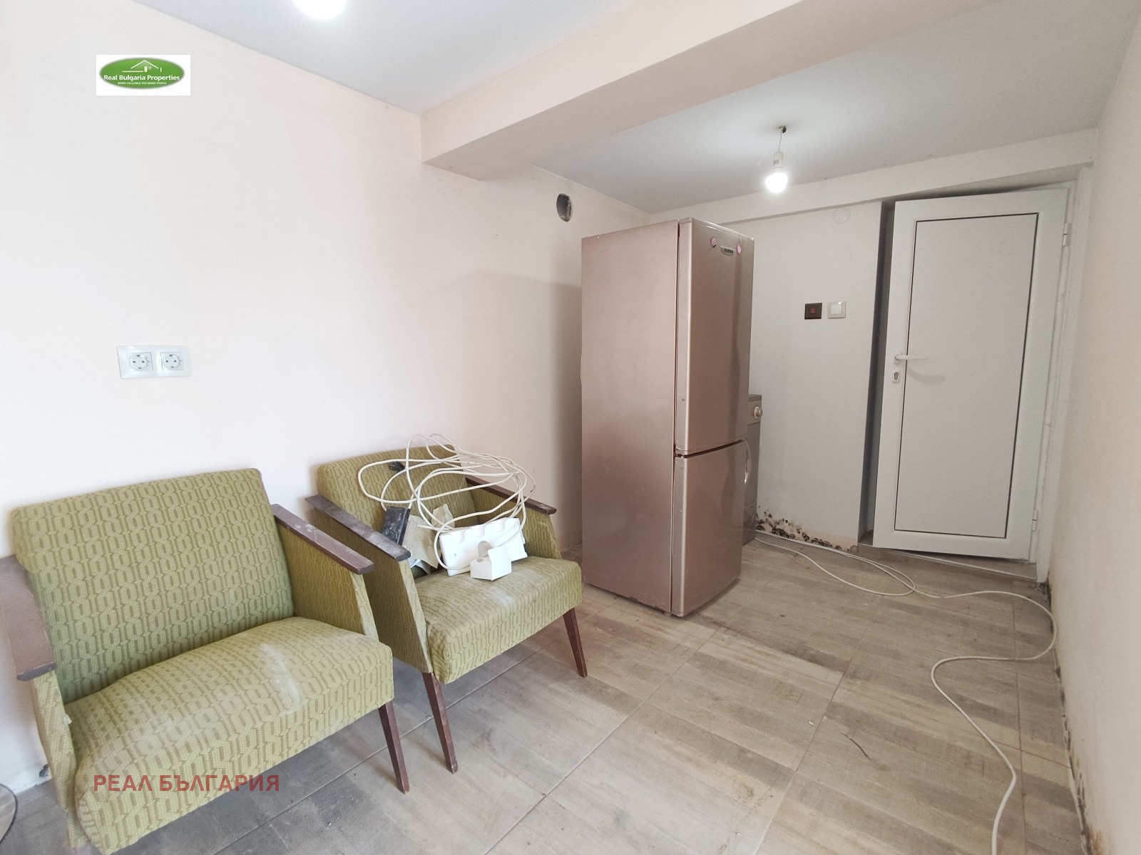 Продава КЪЩА, с. Долно Абланово, област Русе, снимка 2 - Къщи - 46592902