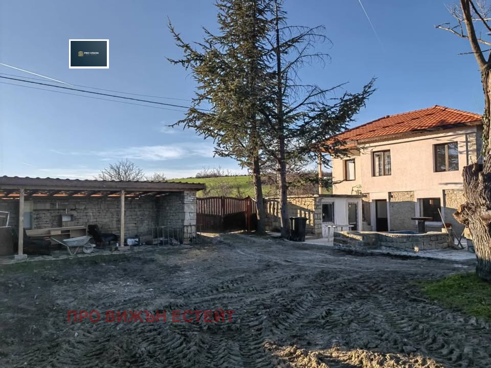 Продава КЪЩА, с. Манастир, област Варна, снимка 3 - Къщи - 54302363