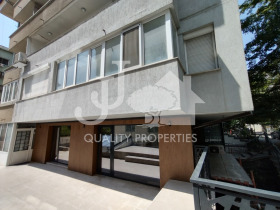 Maisonette Lozenez, Sofia