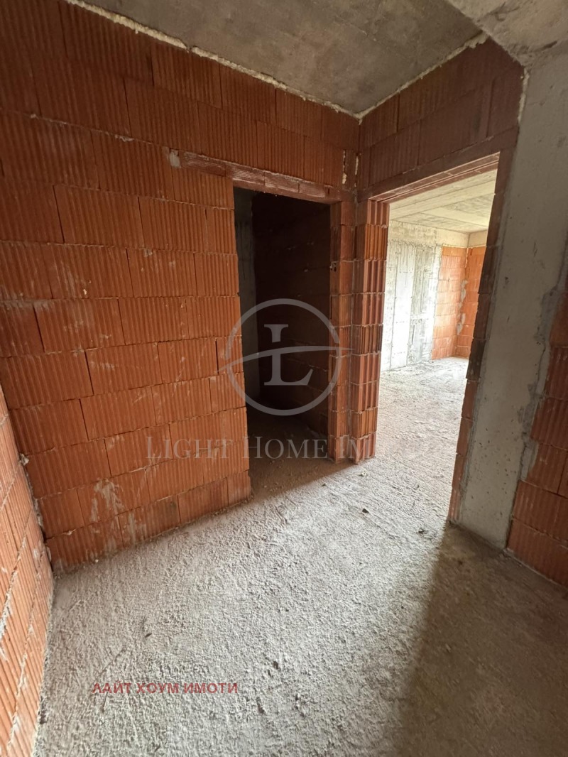 На продаж  1 спальня Пловдив , Въстанически , 65 кв.м | 15026933 - зображення [7]
